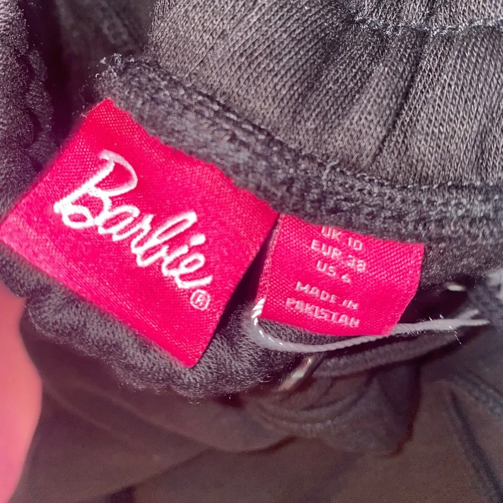 Barbie x Boohoo oversized joggers - Picture 5 of 8